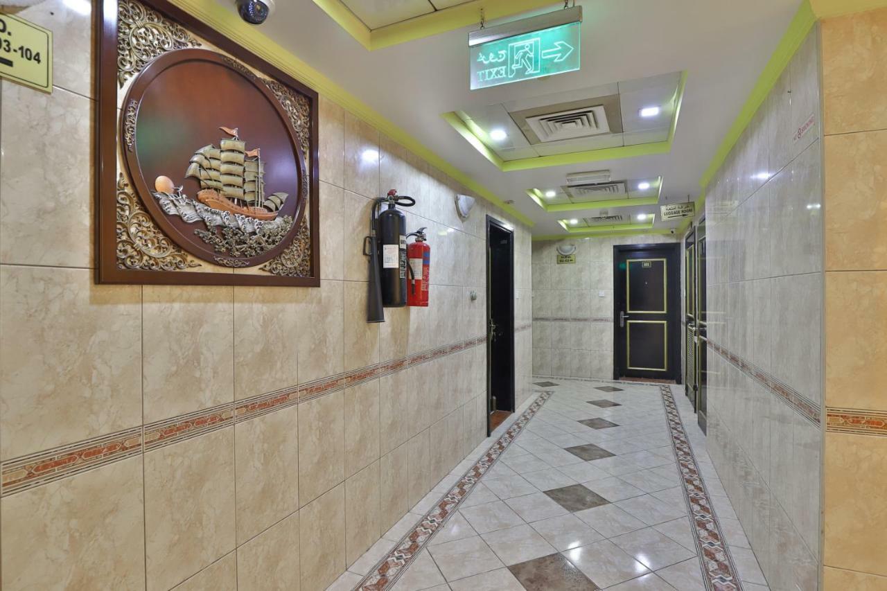 Oyo 261 Remas Hotel Apartment دبي المظهر الخارجي الصورة