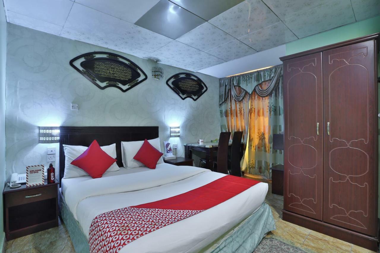 Oyo 261 Remas Hotel Apartment دبي المظهر الخارجي الصورة