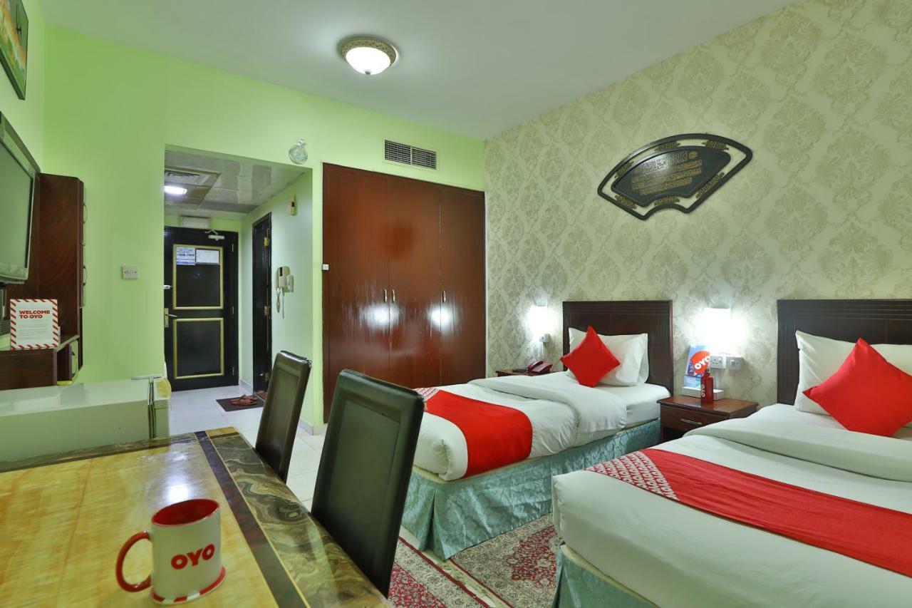 Oyo 261 Remas Hotel Apartment دبي المظهر الخارجي الصورة