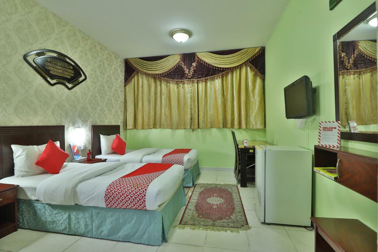 Oyo 261 Remas Hotel Apartment دبي المظهر الخارجي الصورة