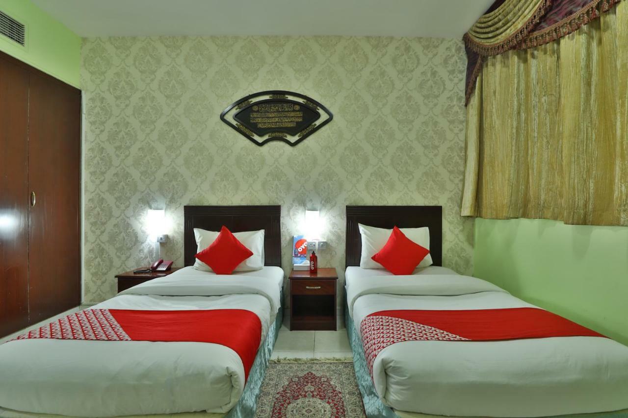 Oyo 261 Remas Hotel Apartment دبي المظهر الخارجي الصورة