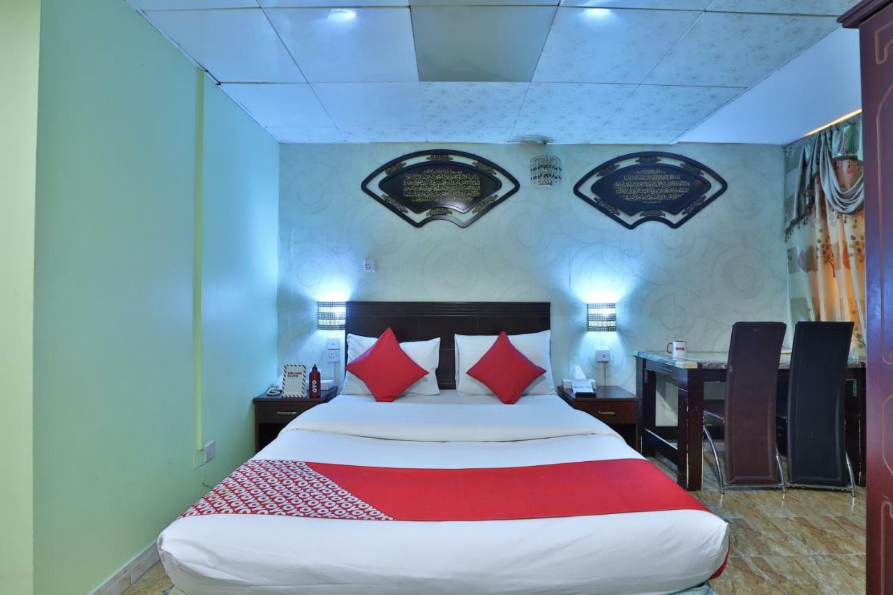 Oyo 261 Remas Hotel Apartment دبي المظهر الخارجي الصورة